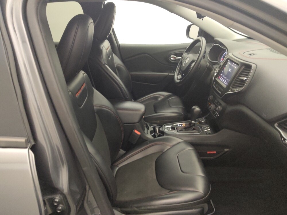 2019 Jeep Cherokee in Houston, TX 77074 - 18135150 21