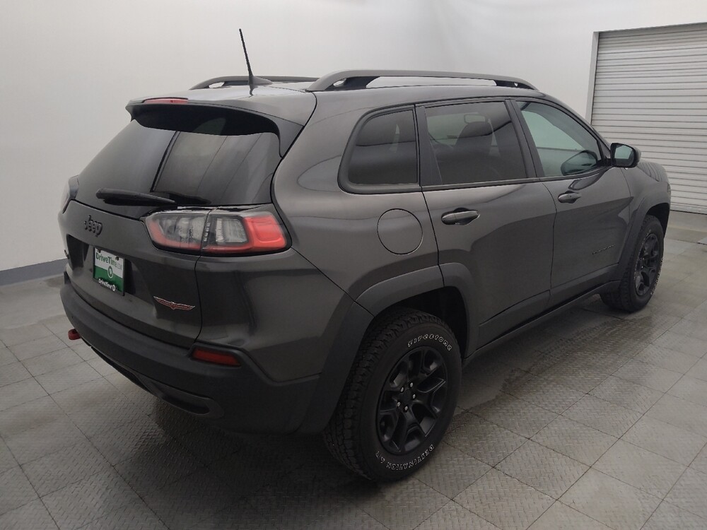 2019 Jeep Cherokee in Houston, TX 77074 - 18135150 9