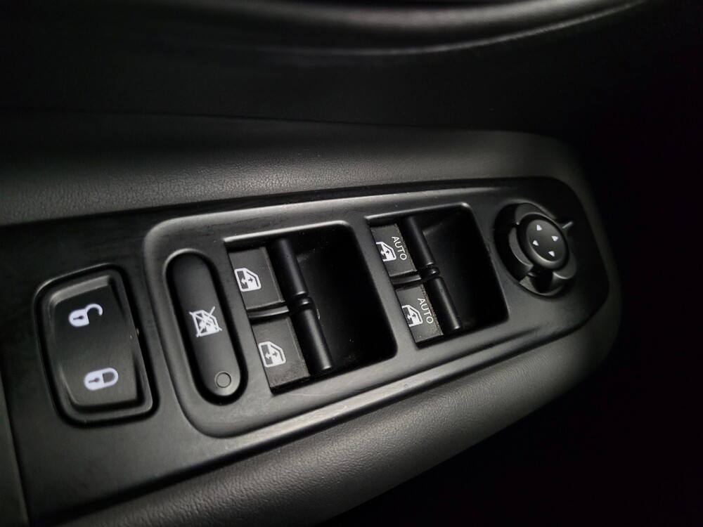 2020 Jeep Renegade in Las Vegas, NV 89102 - 18135151 27