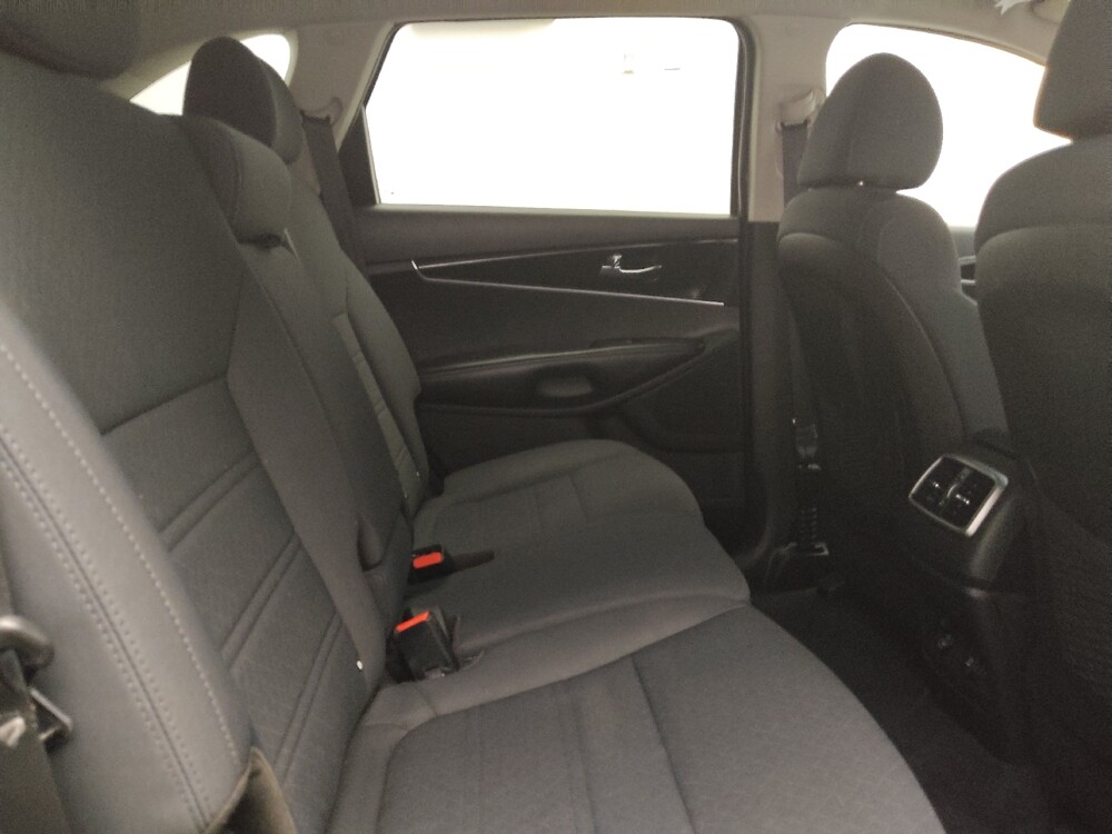 2019 Kia Sorento in El Paso, TX 79907 - 18135154 19
