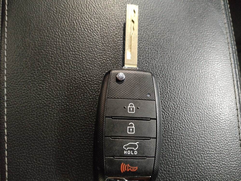 2019 Kia Sorento in El Paso, TX 79907 - 18135154 32