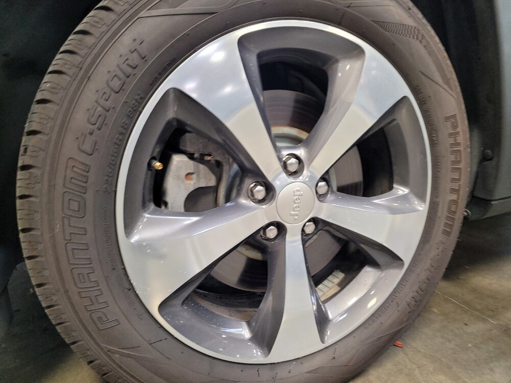 2019 Jeep Cherokee in Sacramento, CA 95821 - 18135158 31