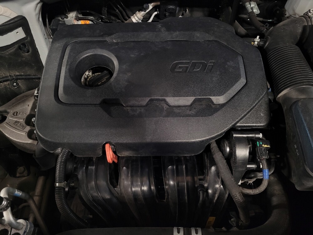 2020 Hyundai Santa Fe in Orlando, FL 32808 - 18135165 30