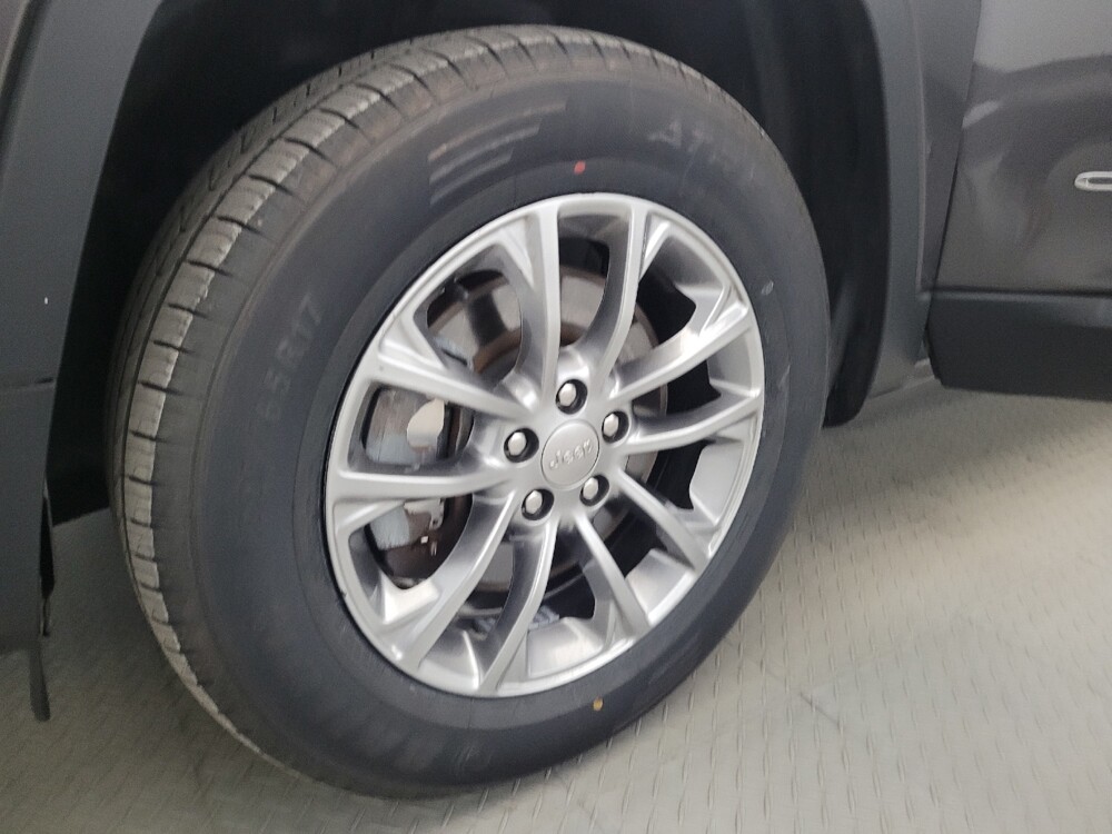 2019 Jeep Cherokee in Henrico, VA 23223 - 18135170 31