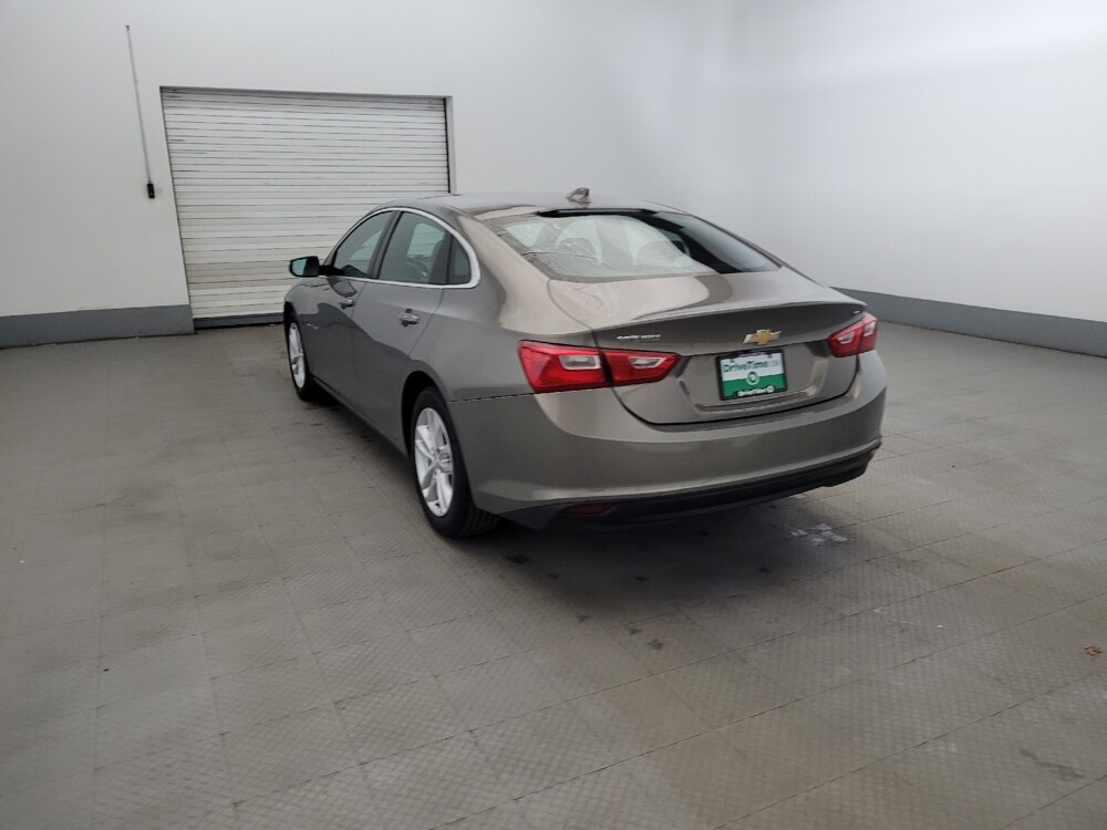 2018 Chevrolet Malibu in Woodbridge, VA 22191 - 18135172 5