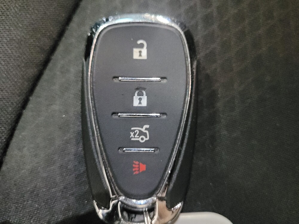 2018 Chevrolet Malibu in Woodbridge, VA 22191 - 18135172 32