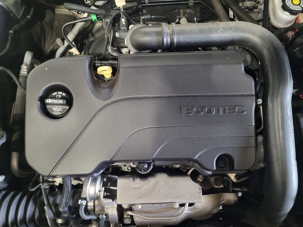 2018 Chevrolet Malibu in Woodbridge, VA 22191 - 18135172 30