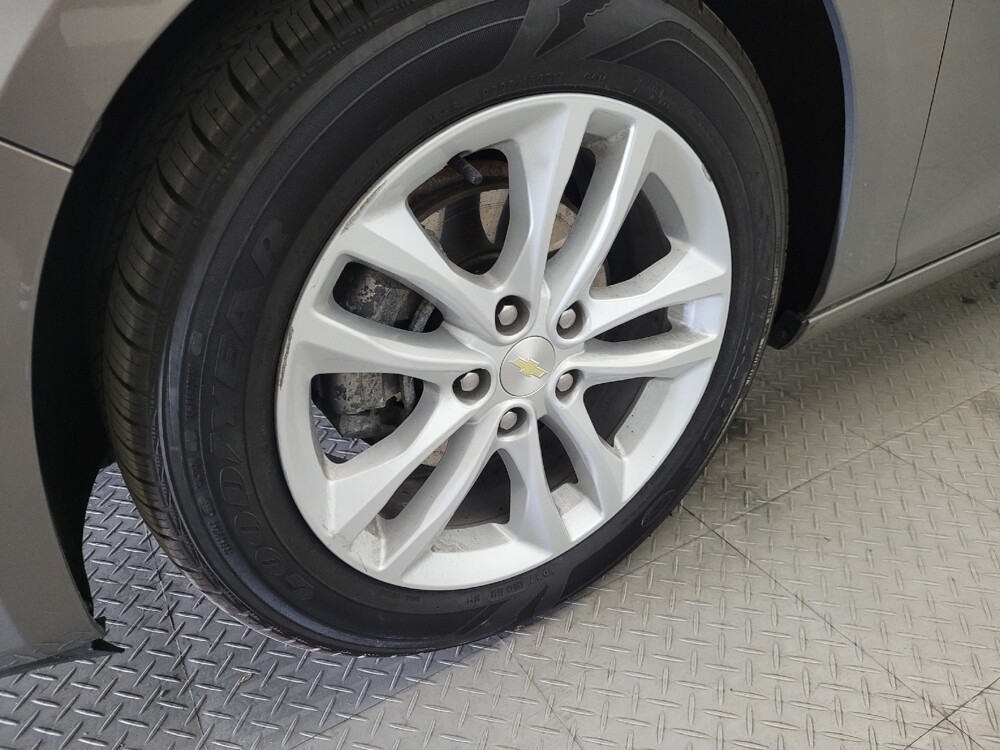 2018 Chevrolet Malibu in Woodbridge, VA 22191 - 18135172 31