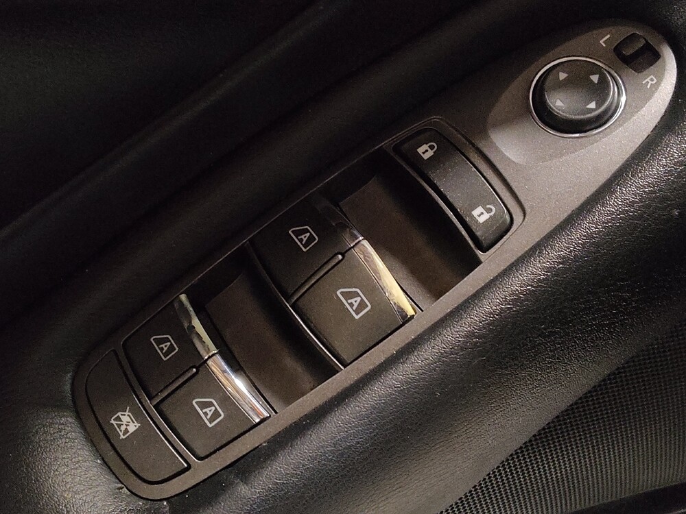 2015 INFINITI Q50 in Hialeah, FL 33014 - 18135174 27