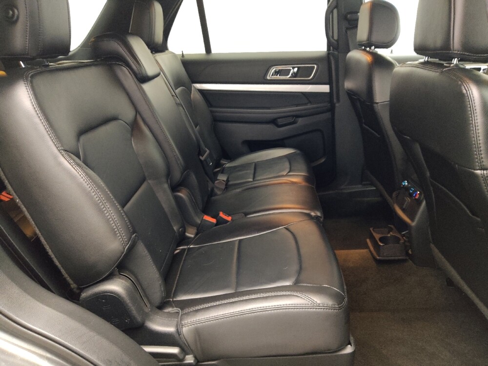 2017 Ford Explorer in Hialeah, FL 33014 - 18135175 19