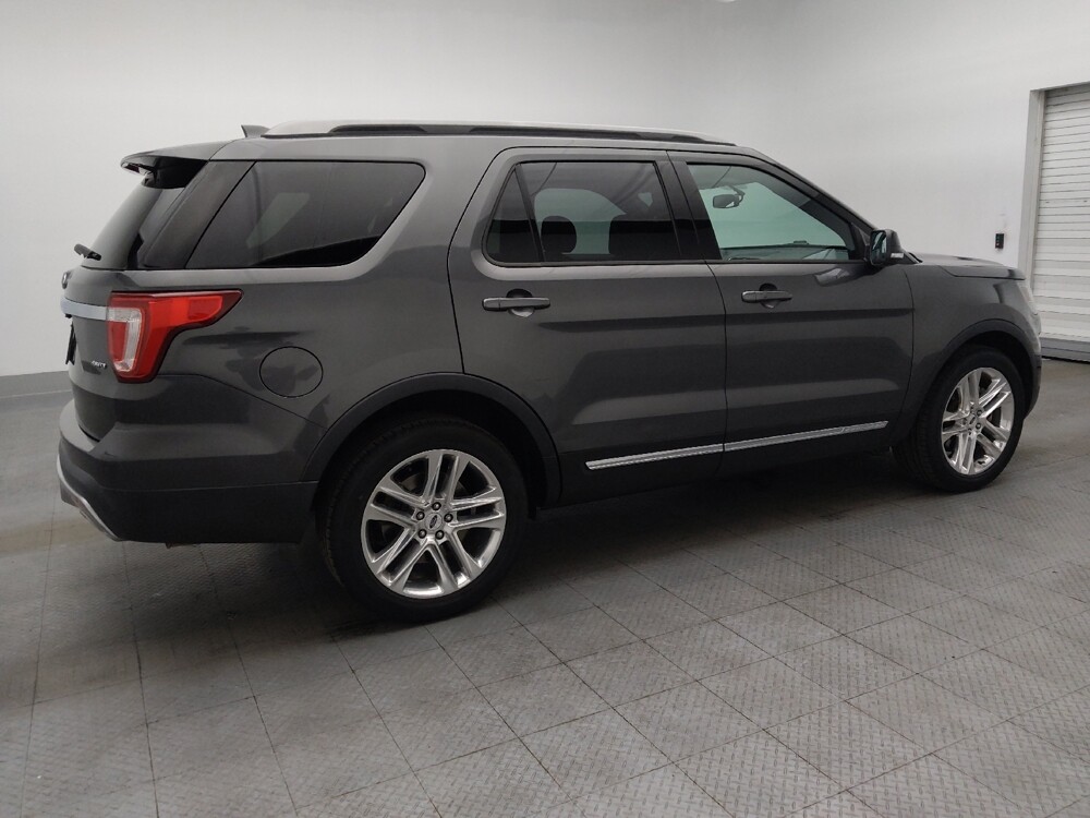2017 Ford Explorer in Hialeah, FL 33014 - 18135175 10