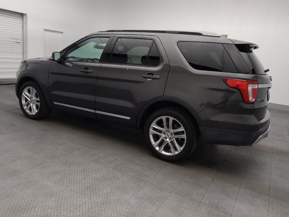 2017 Ford Explorer in Hialeah, FL 33014 - 18135175 3