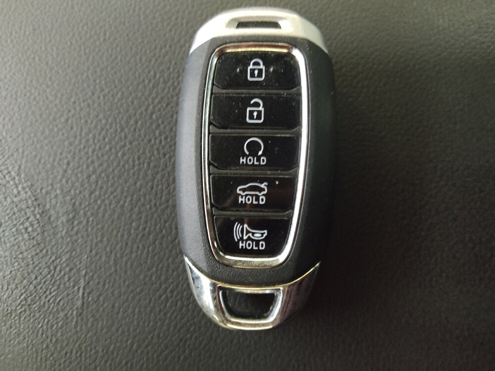 2023 Hyundai Elantra in Charlotte, NC 28213 - 18135176 32