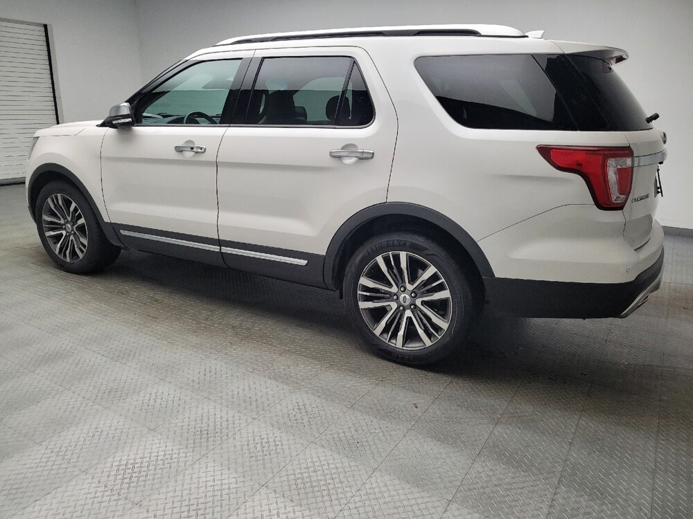 2017 Ford Explorer in Taylor, MI 48180 - 18135185 3
