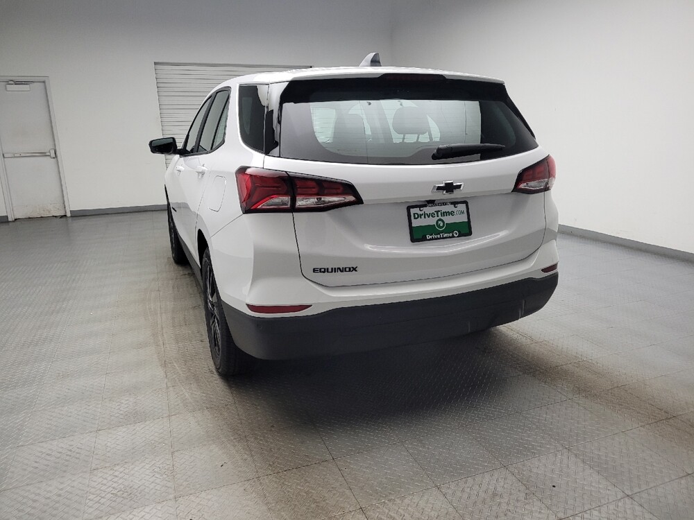 2024 Chevrolet Equinox in Taylor, MI 48180 - 18135187 6