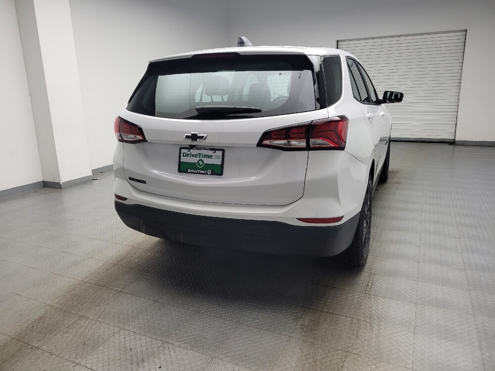 2024 Chevrolet Equinox in Taylor, MI 48180 - 18135187 7