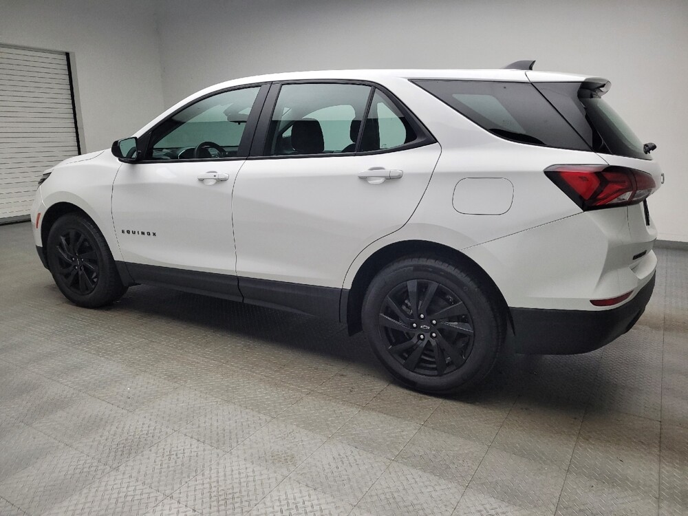 2024 Chevrolet Equinox in Taylor, MI 48180 - 18135187 3