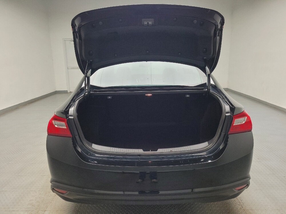 2023 Chevrolet Malibu in Eastpointe, MI 48021 - 18135189 29