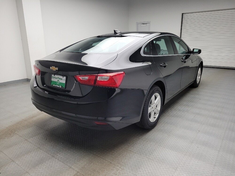 2023 Chevrolet Malibu in Eastpointe, MI 48021 - 18135189 9