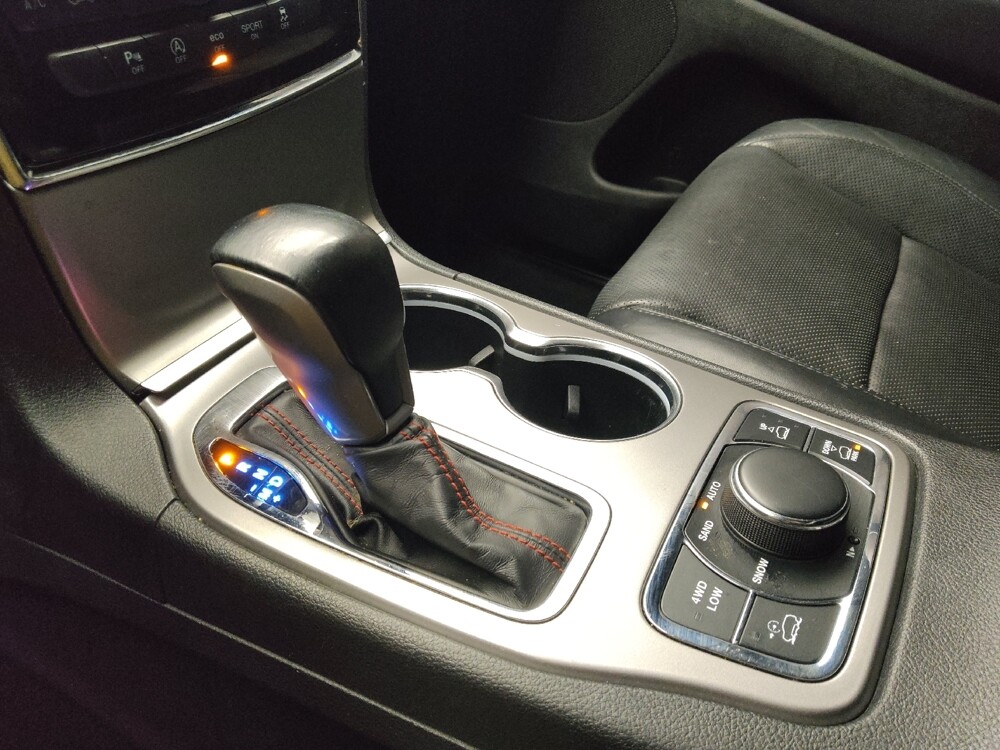 2020 Jeep Grand Cherokee in Lombard, IL 60148 - 18135190 26