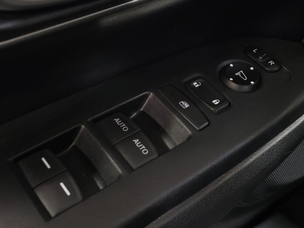 2018 Honda CR-V in Owings Mills, MD 21117 - 18135192 27