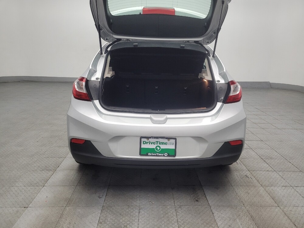 2018 Chevrolet Cruze in Marietta, GA 30062 - 18135198 29