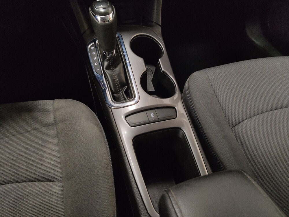 2018 Chevrolet Cruze in Marietta, GA 30062 - 18135198 26