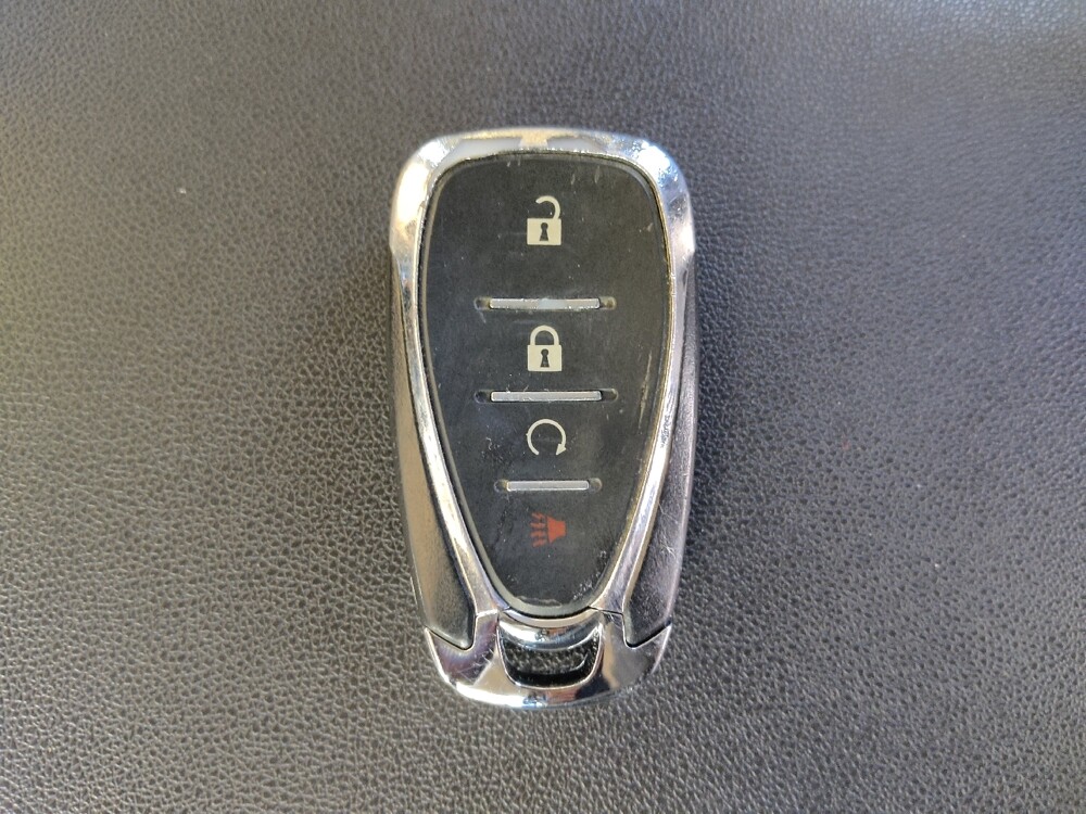 2020 Chevrolet Equinox in Conway, SC 29526 - 18135199 32