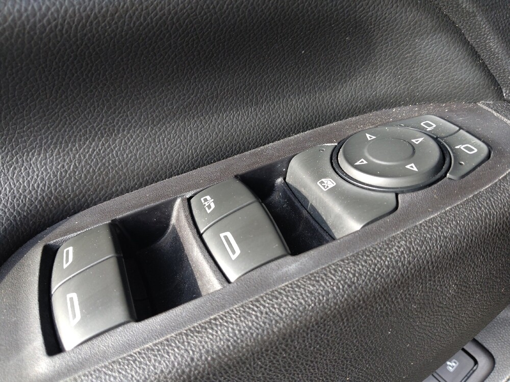 2020 Chevrolet Equinox in Conway, SC 29526 - 18135199 27