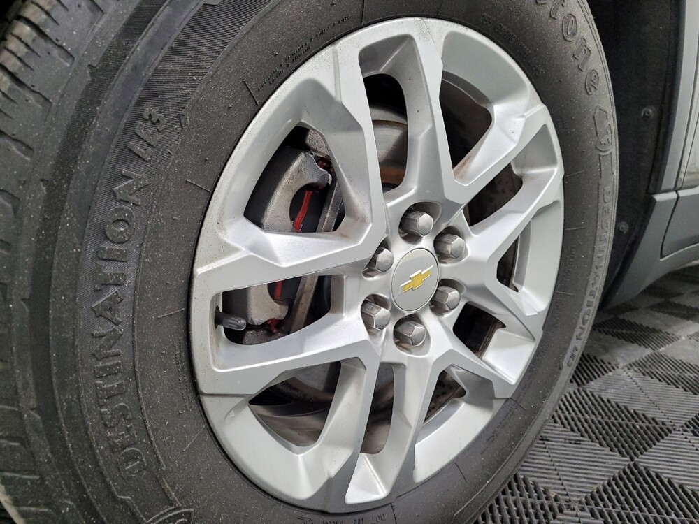 2020 Chevrolet Traverse in Plymouth Meeting, PA 19462 - 18135200 31