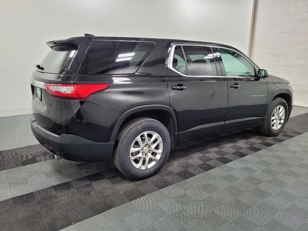 2020 Chevrolet Traverse in Plymouth Meeting, PA 19462 - 18135200 10