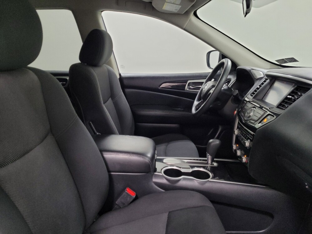 2020 Nissan Pathfinder in Plymouth Meeting, PA 19462 - 18135201 21