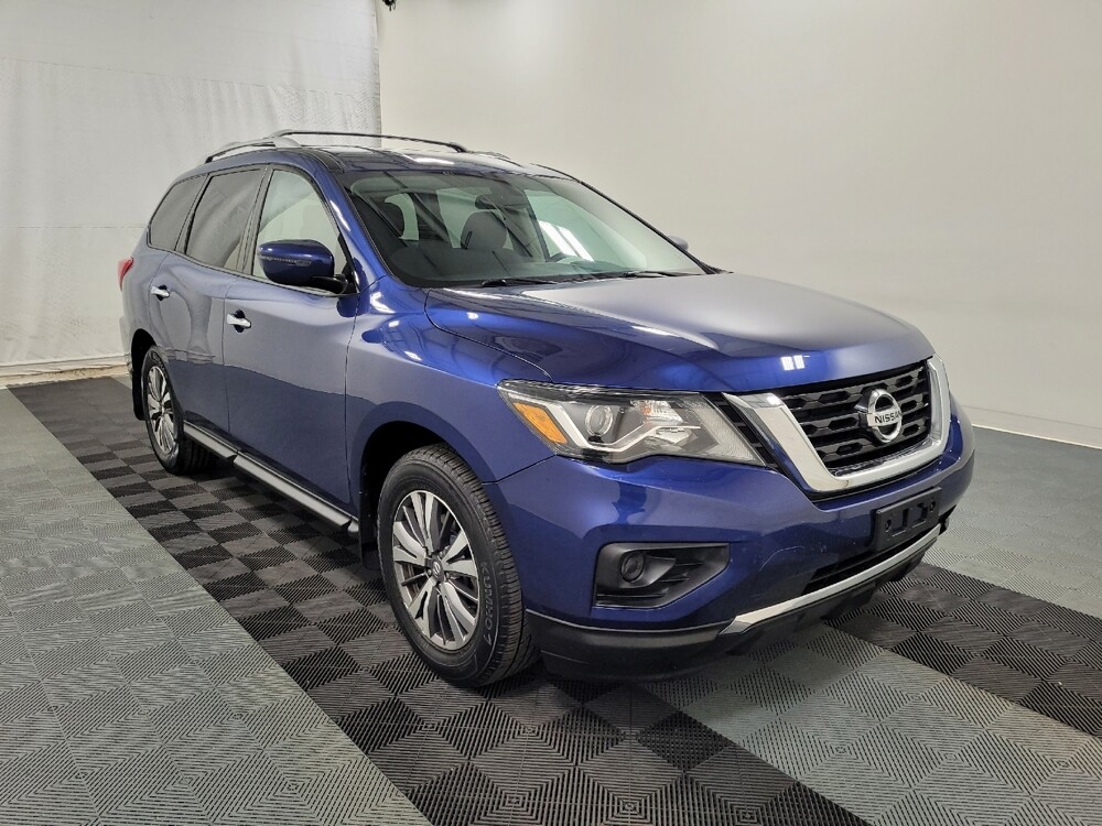 2020 Nissan Pathfinder in Plymouth Meeting, PA 19462 - 18135201 13