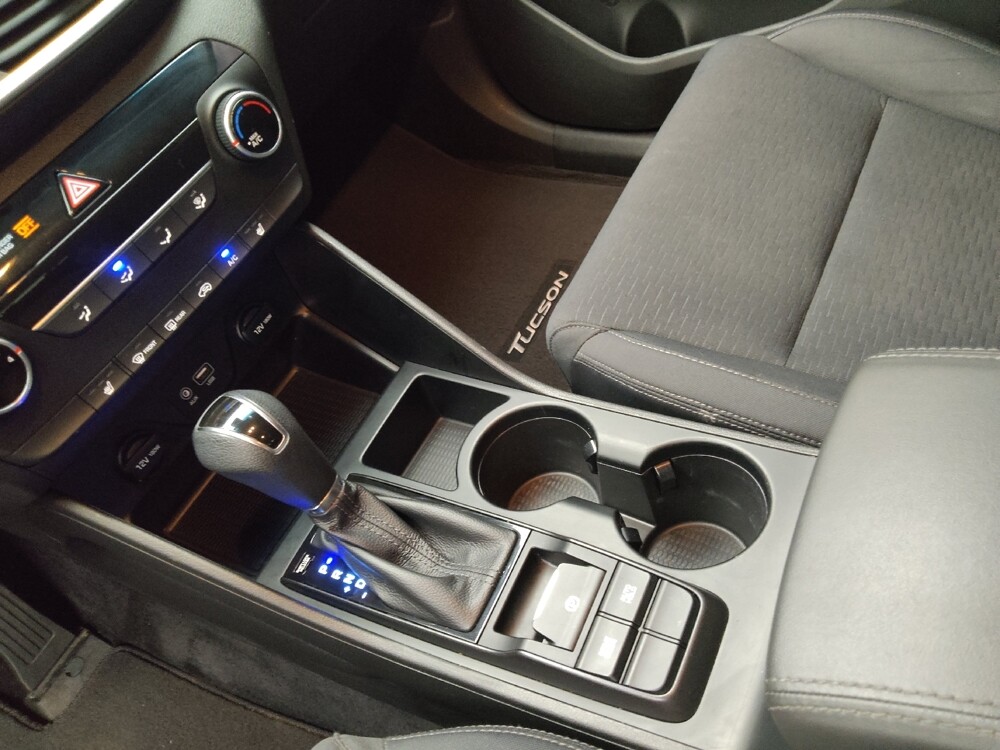 2021 Hyundai Tucson in Independence, MO 64055 - 18135206 26