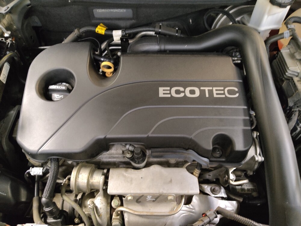 2019 Chevrolet Equinox in Metairie, LA 70006 - 18135212 30