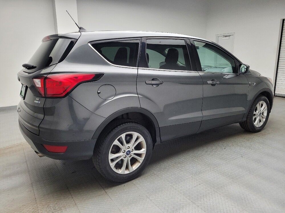 2019 Ford Escape in Grand Rapids, MI 49508 - 18135216 10