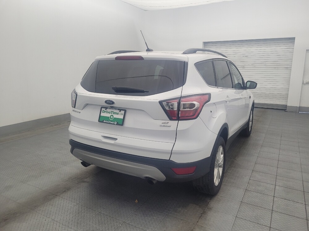 2017 Ford Escape in Metairie, LA 70006 - 18135222 9