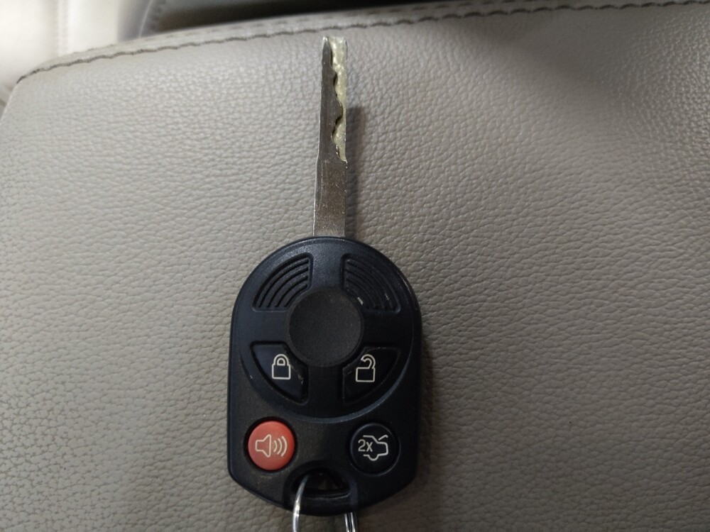 2017 Ford Escape in Metairie, LA 70006 - 18135222 32