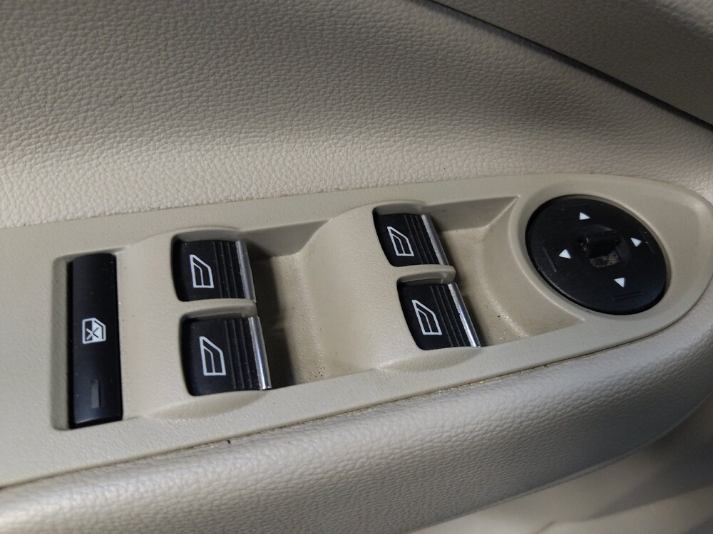 2017 Ford Escape in Metairie, LA 70006 - 18135222 27