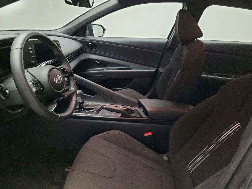 2025 Hyundai Elantra in Downey, CA 90241 - 18135229 17
