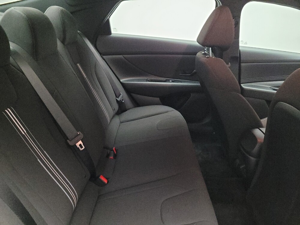 2025 Hyundai Elantra in Downey, CA 90241 - 18135229 19