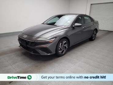 2025 Hyundai Elantra in Downey, CA 90241