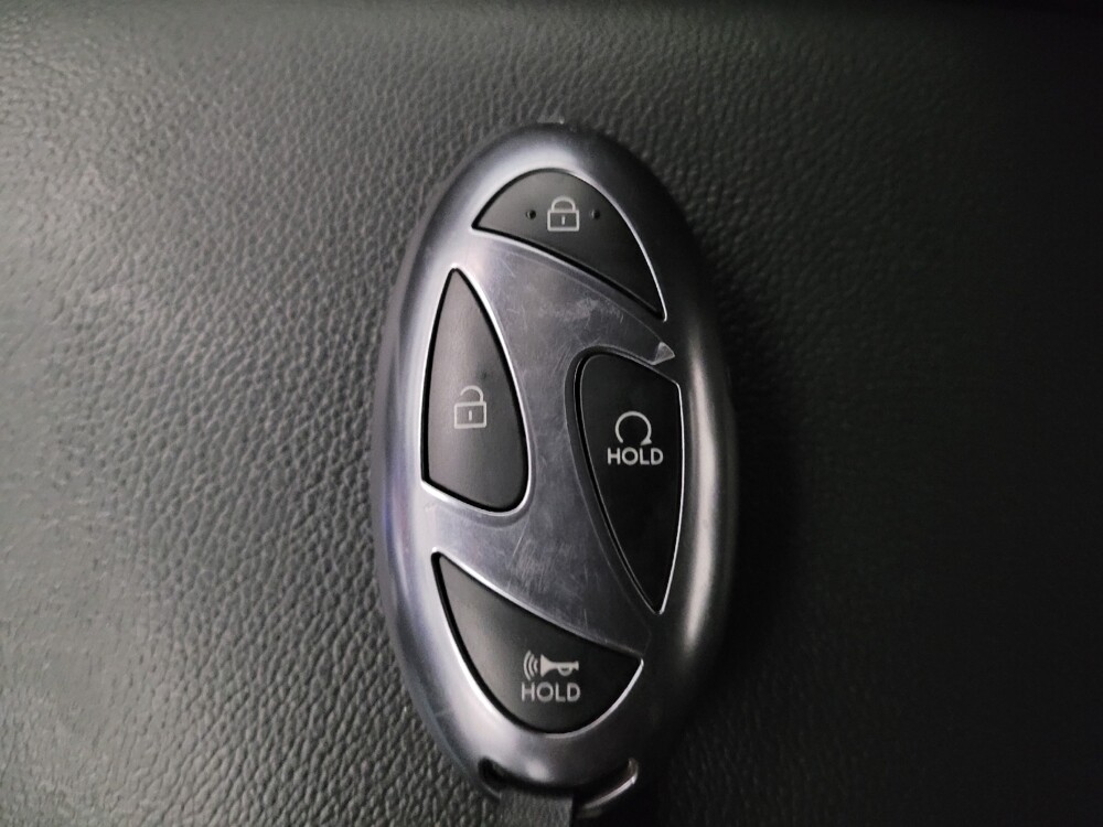 2025 Hyundai Elantra in Downey, CA 90241 - 18135229 32