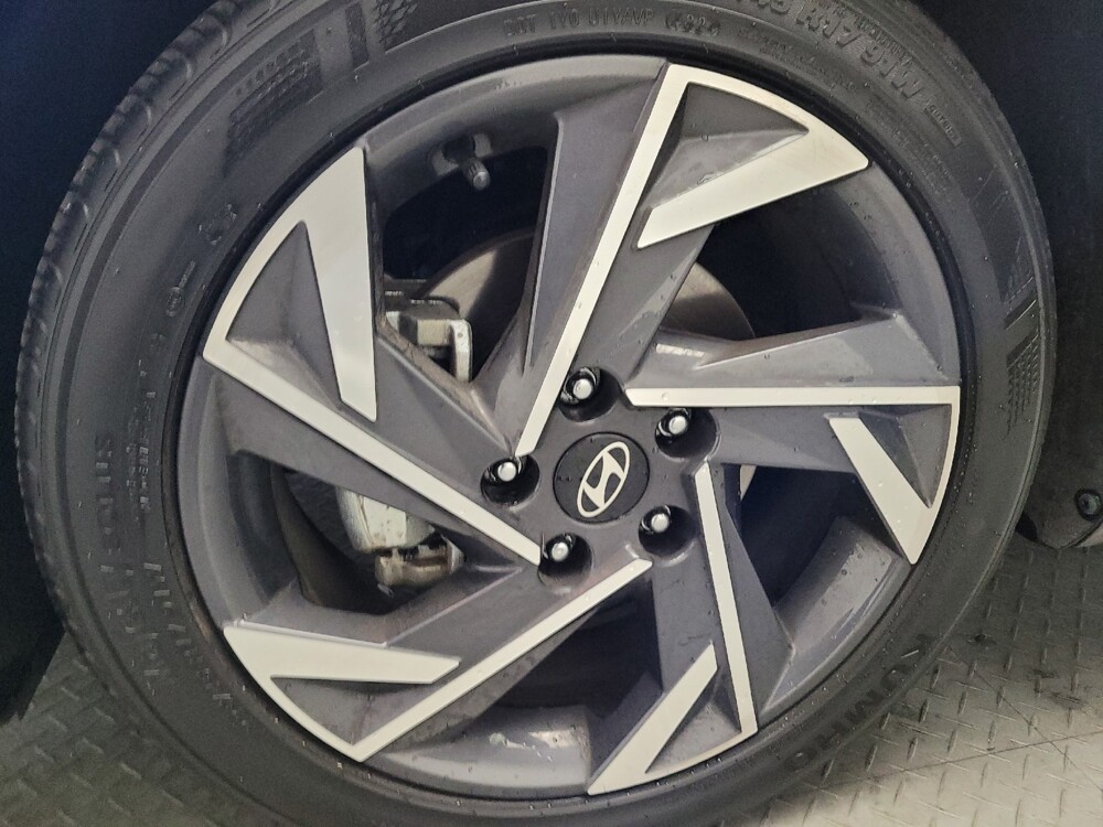 2025 Hyundai Elantra in Downey, CA 90241 - 18135229 31