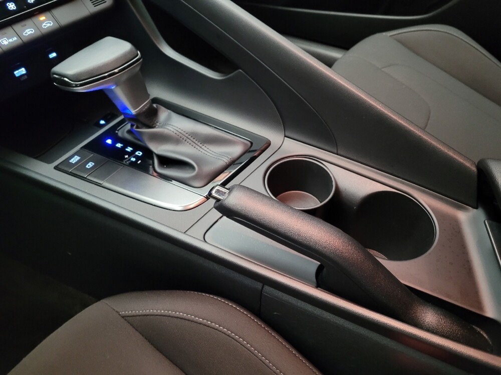 2025 Hyundai Elantra in Downey, CA 90241 - 18135229 26