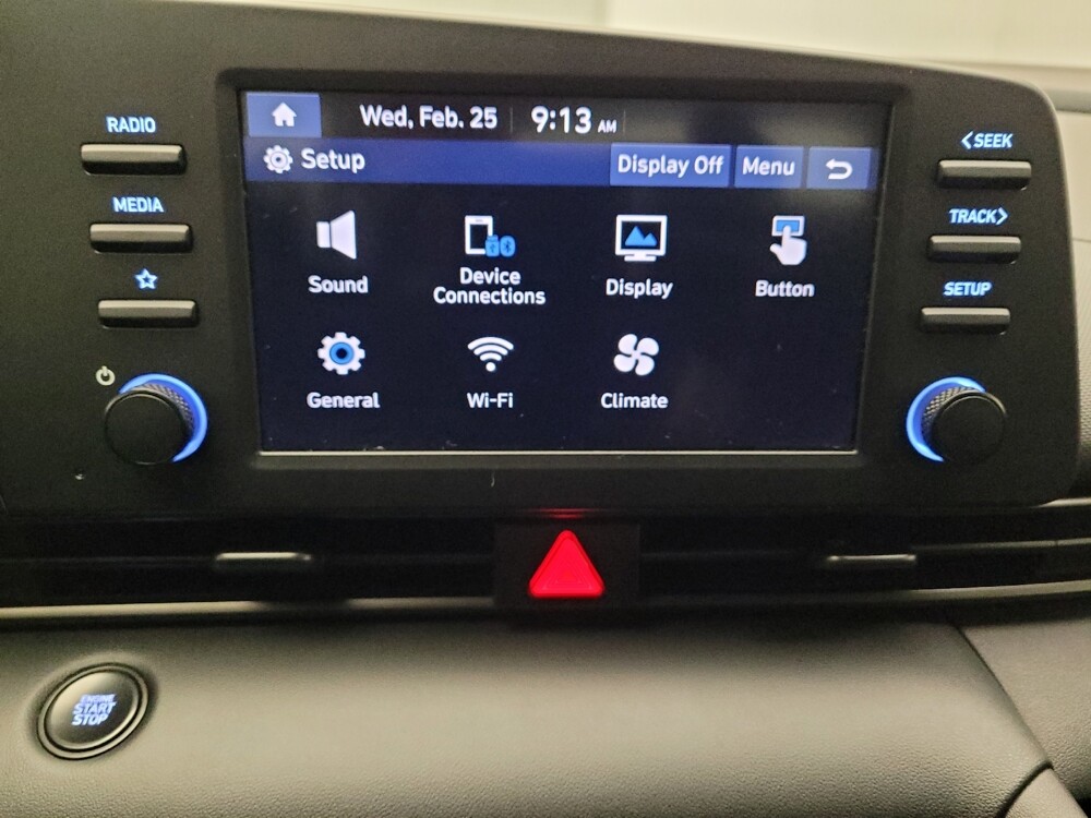 2025 Hyundai Elantra in Downey, CA 90241 - 18135229 25