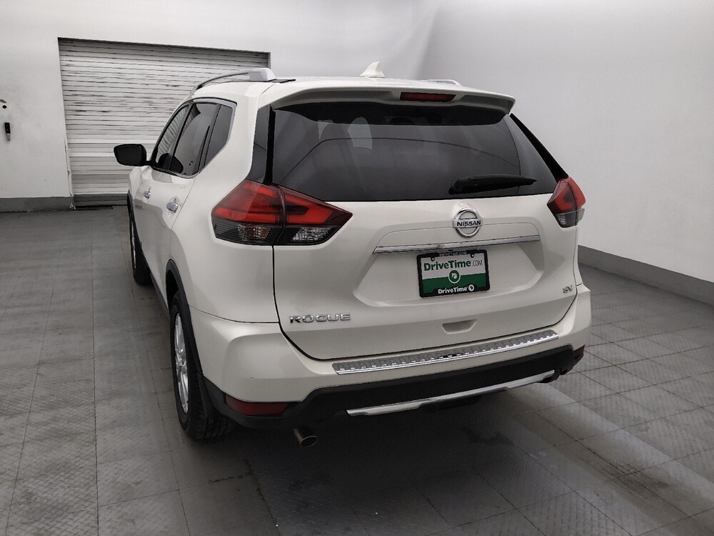 2017 Nissan Rogue in Lakeland, FL 33815 - 18135234 5