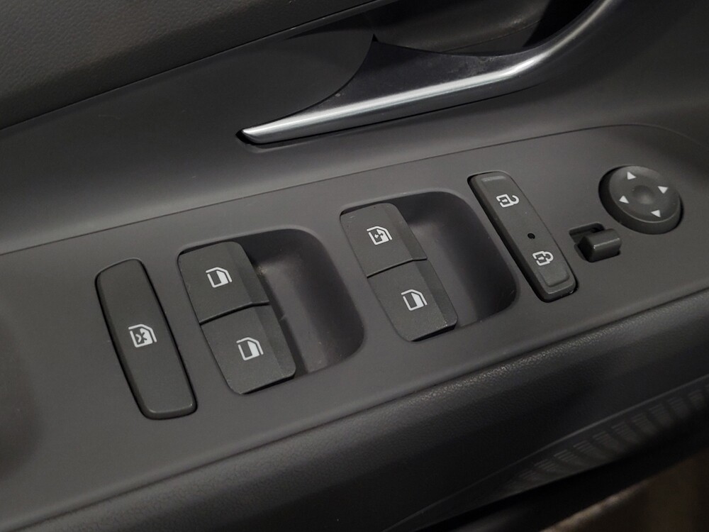 2023 Hyundai Elantra in Woodbridge, VA 22191 - 18135236 27