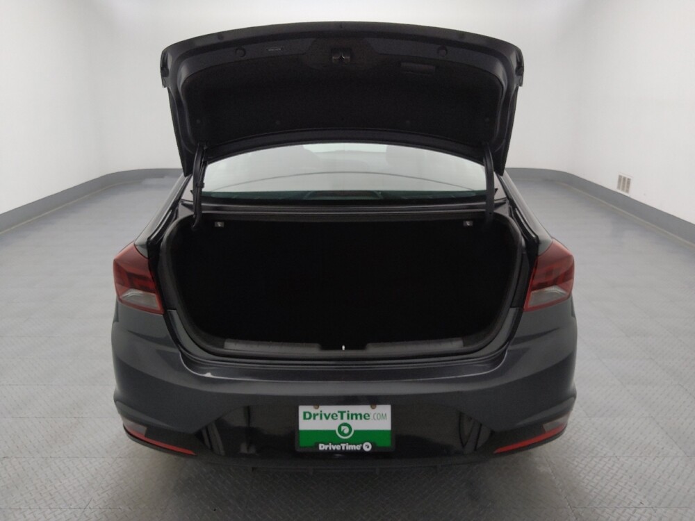 2020 Hyundai Elantra in Topeka, KS 66611 - 18135237 29