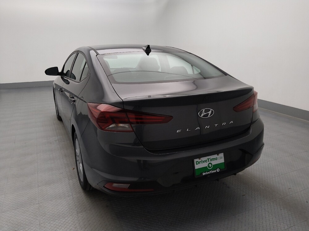2020 Hyundai Elantra in Topeka, KS 66611 - 18135237 6